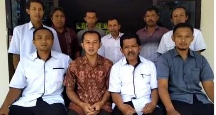 PERANGKAT DESA SUMBERBENING MELAWAN HOAX